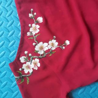 Combo màu và khuôn vẽ cho khách nhụy