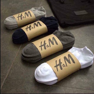 Tất chân nam nữ hít hót