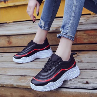 Giày sneaker nữ tăng chiều cao