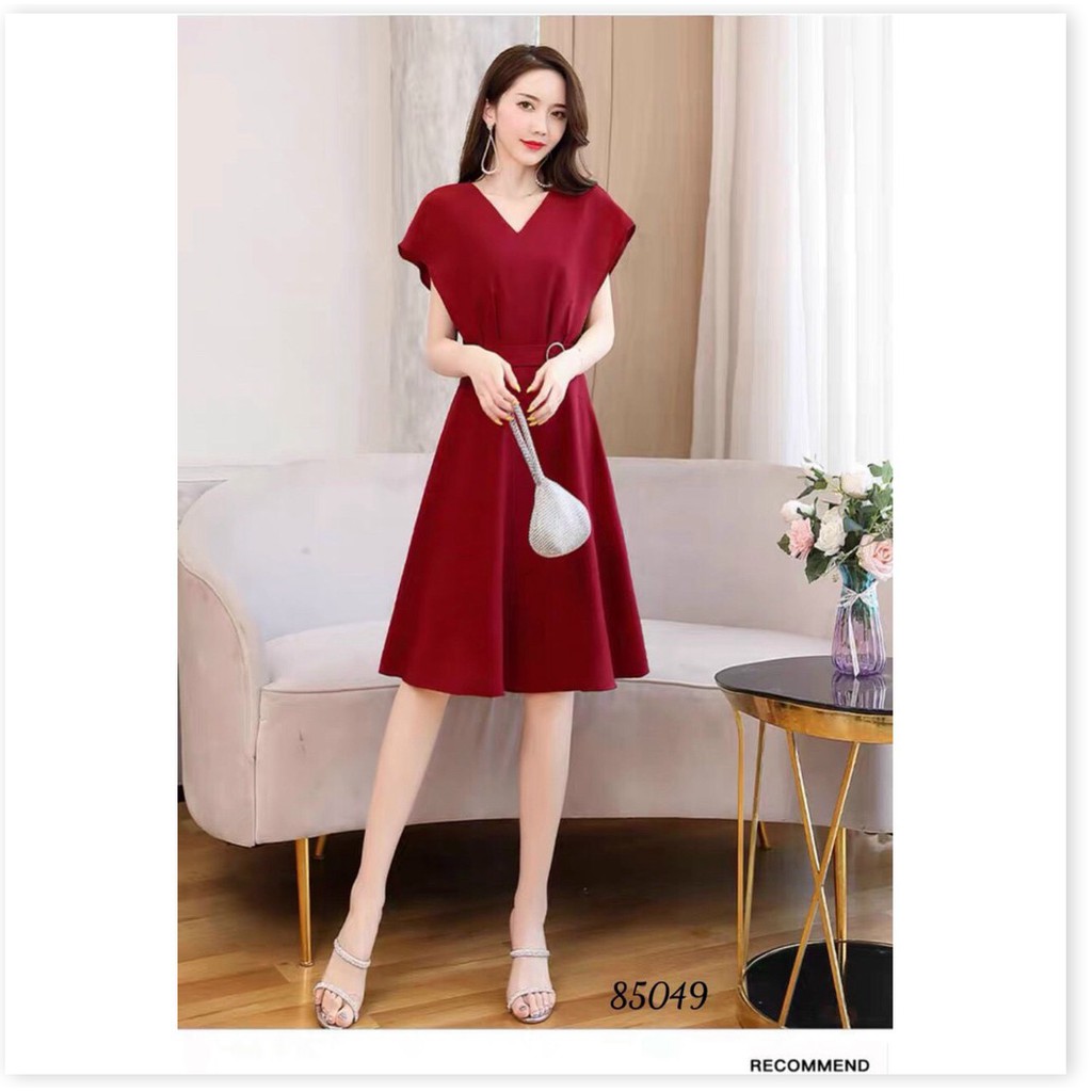 ĐẦM COTTON LẠNH THIẾT KÊ NER LƯNG XINH XẮN,HỌA TIẾT TRƠN NHƯNG KHÔNG KÉM PHẦN SANG TRỌNG  THỜI TRANG KME.STORE