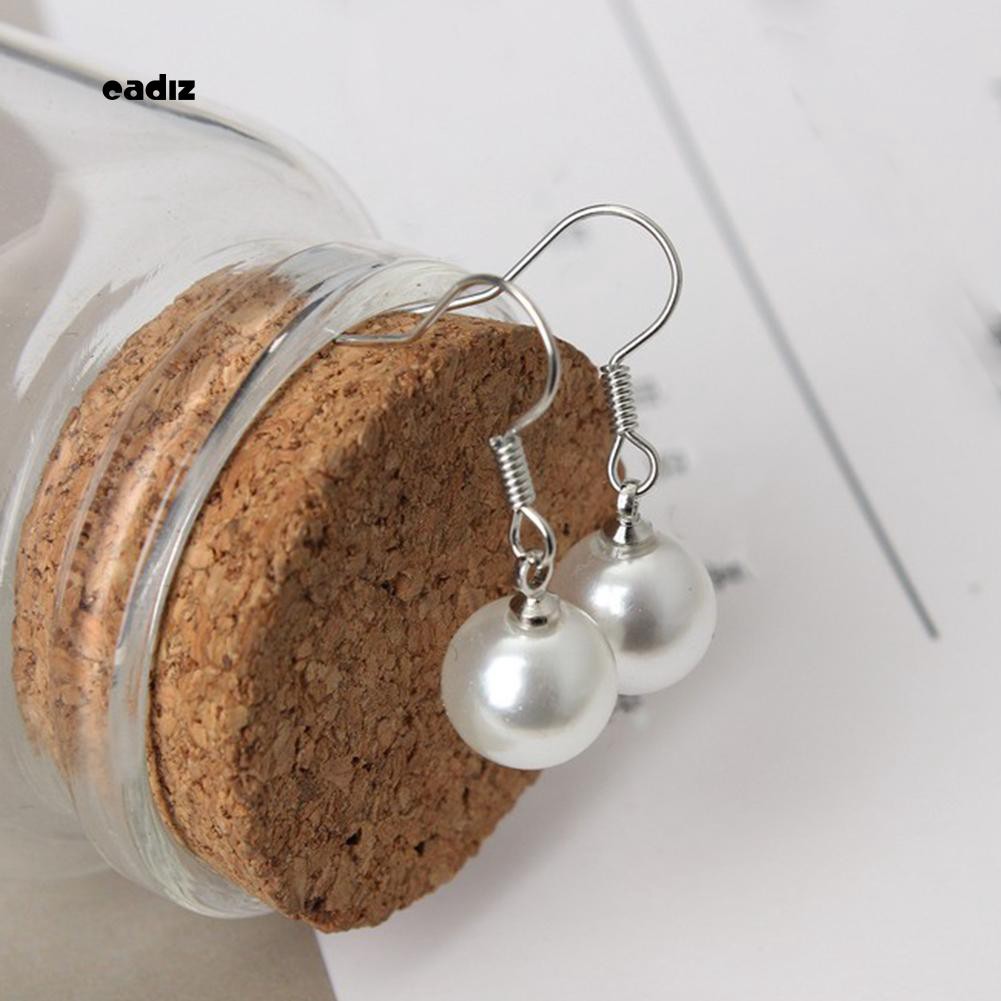 Khuyên tai ngọc trai nhân tạo 8mm thiết kế thanh lịch sang trọng