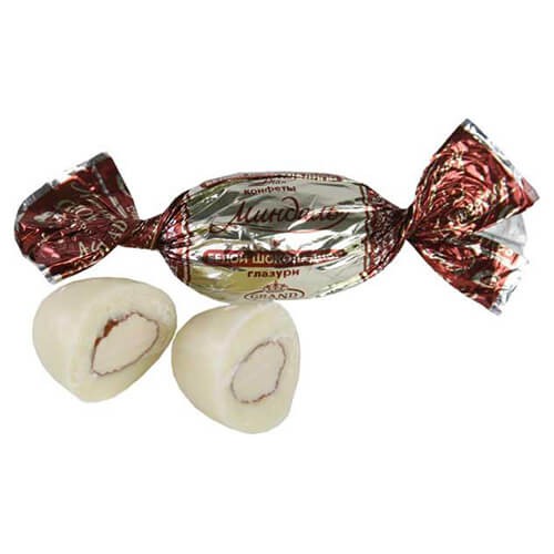 Kẹo socola trắng hạch nhân Nga Granddian