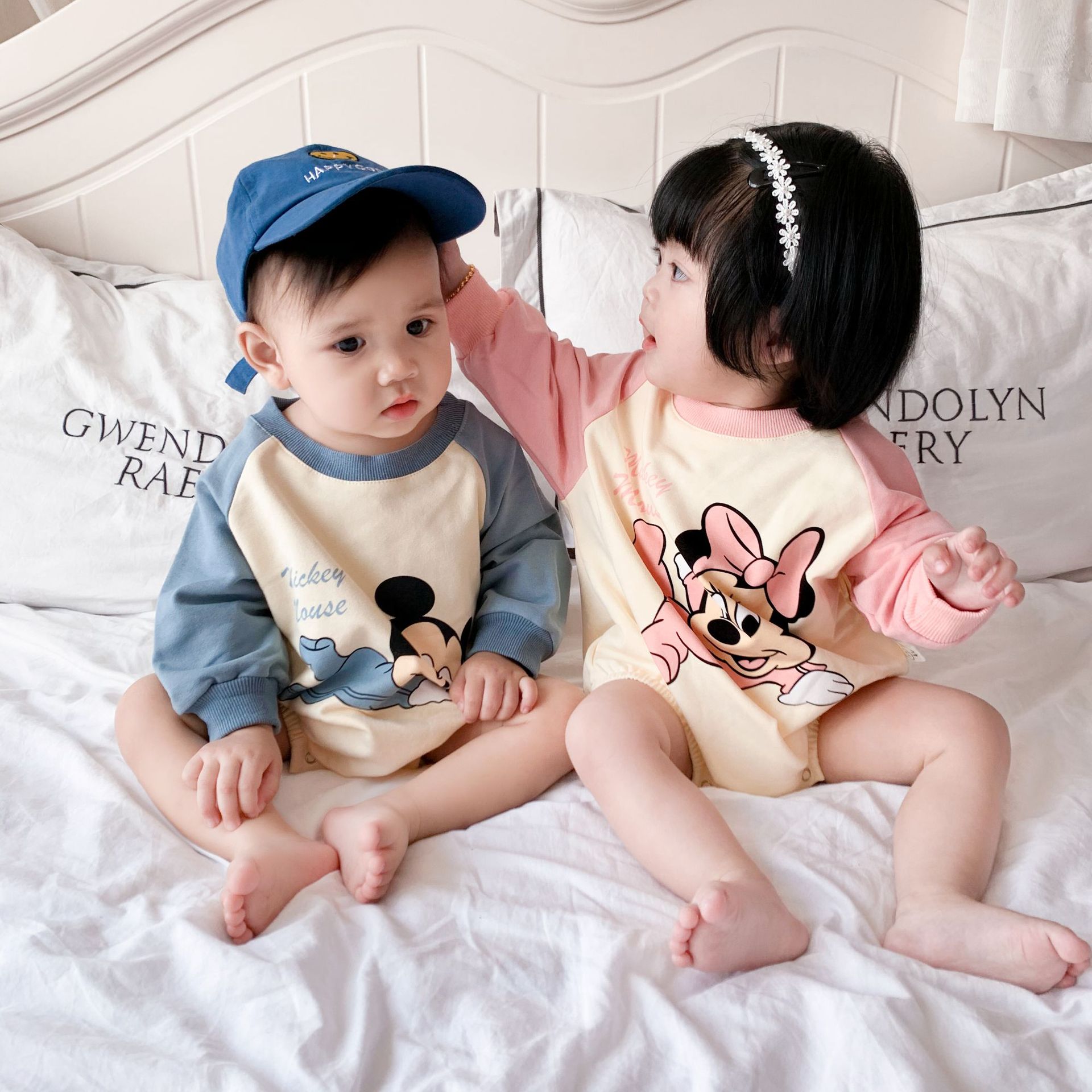 Bộ Áo Liền Quần Vải Cotton Tay Dài Họa Tiết Hoạt Hình Dễ Thương Dành Cho Bé