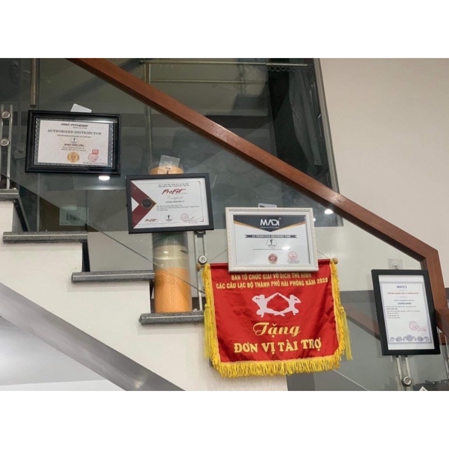 Mutant Mass Extreme 2500 Sữa Tăng Cân Nhanh Cho Người Gầy - 2.27kg