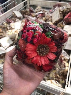 Hoa khô ikea thái