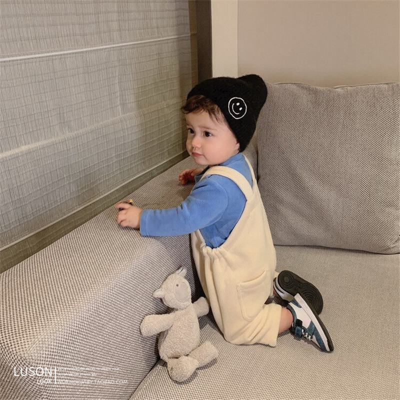 Quần yếm thời trang xuân thu cho bé