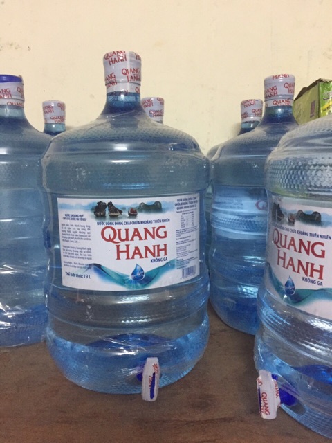 Nước khoáng quang hanh quảng ninh bình 20 lít