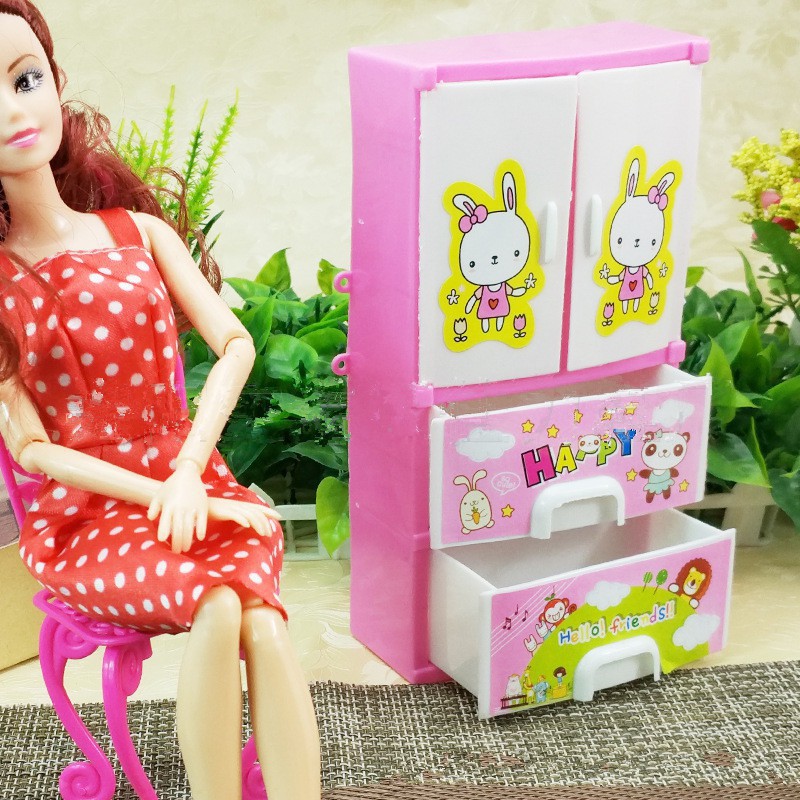 Tủ quần áo màu hồng cho búp bê Barbie