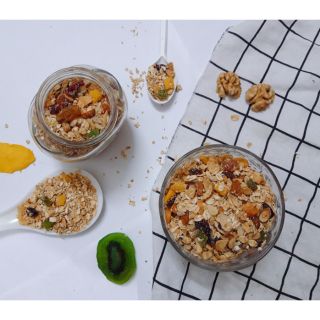 Ngũ cốc mix hoa quả giảm cân Granola