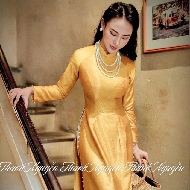 Áo Dài Truyền Thống Chất Lụa Vân Gỗ 2 Tà Cổ Sen 2.5cm Tay Dài Đính Hạt Cao Cấp
