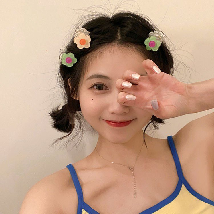 Kẹp Tóc Một Bên Hình Hoa Nhỏ Dễ Thương Màu Tương Phản Cho Nữ