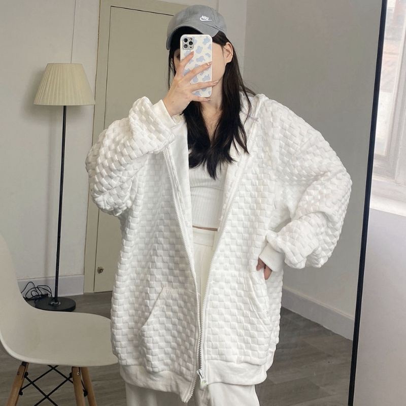 Áo khoác nỉ ô vuông nổi phong cách Hàn Quốc