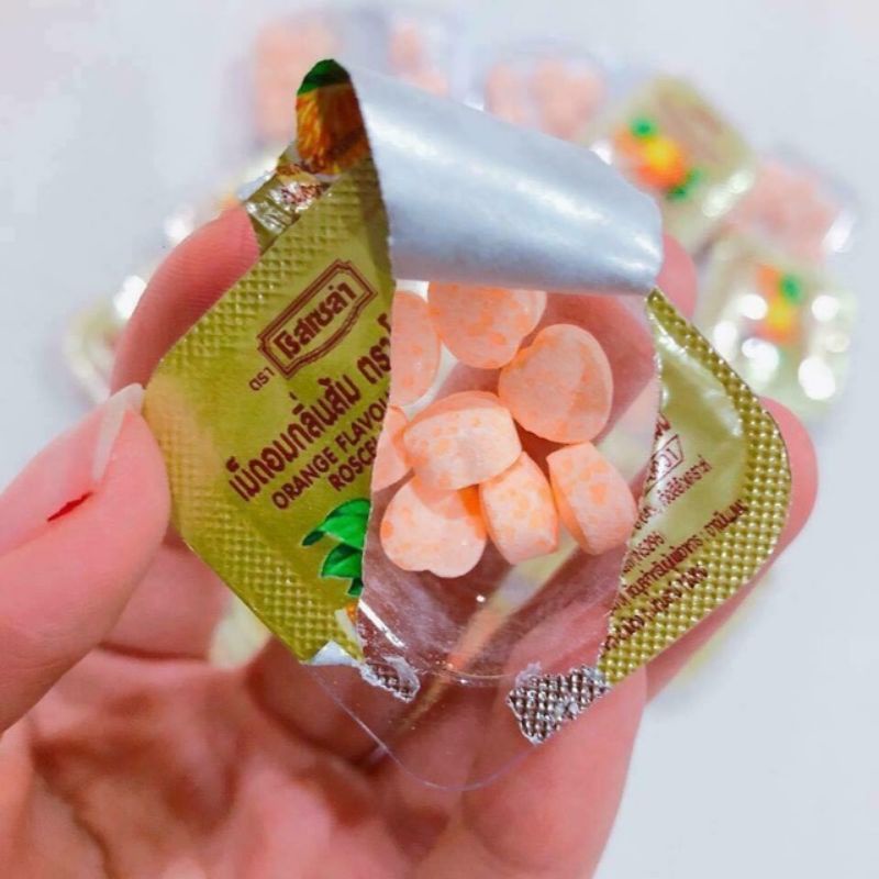 Vỉ 24 Hộp Kẹo Cam C Trái Tim Thái Lan