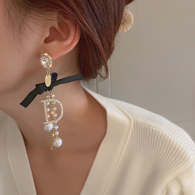 Đôi Bông Tai Dáng Dài Phối Nơ Và Ngọc Trai Thời Trang Xinh Xắn Cho Nữ