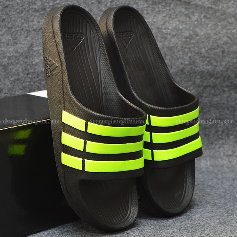 DÉP ADIDAS DURAMO CHÍNH HÃNG MÀU ĐEN SỌC XANH LÁ