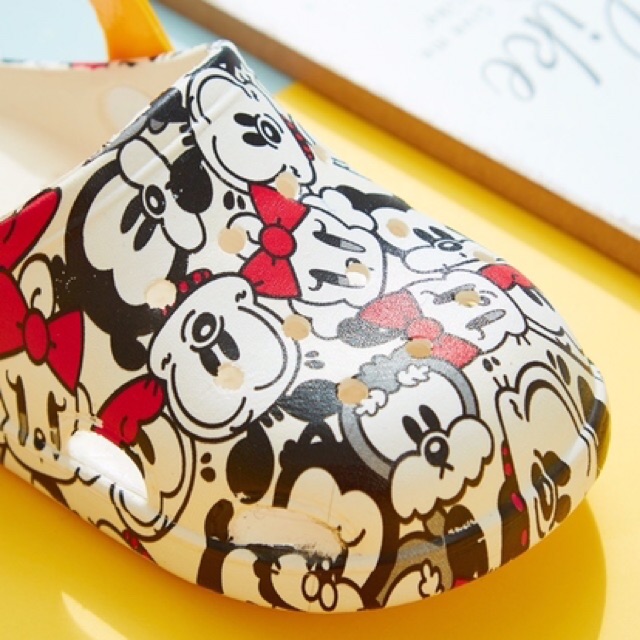 Dép sục Bobdog Mickey [HÀNG Y HÌNH] chống trơn trượt, dễ thương cho bé