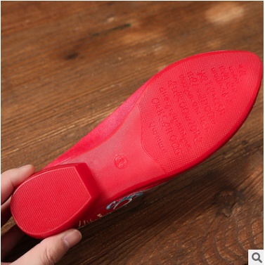 Giày cổ trang dành cho Cô dâu, giày thêu phong cách dân tộc