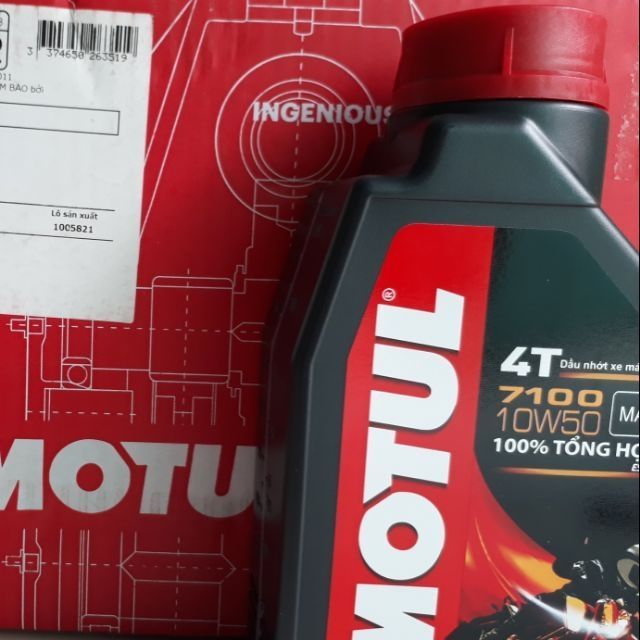 Nhớt Ester 100% tổng hợp Motul 7100 10W50 MA2 SN 4T
