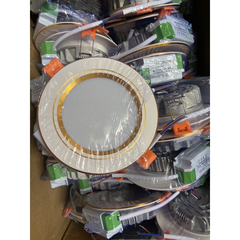 Đèn âm trần 7w 3 màu viền vàng,bạc,phi 90 | BigBuy360 - bigbuy360.vn