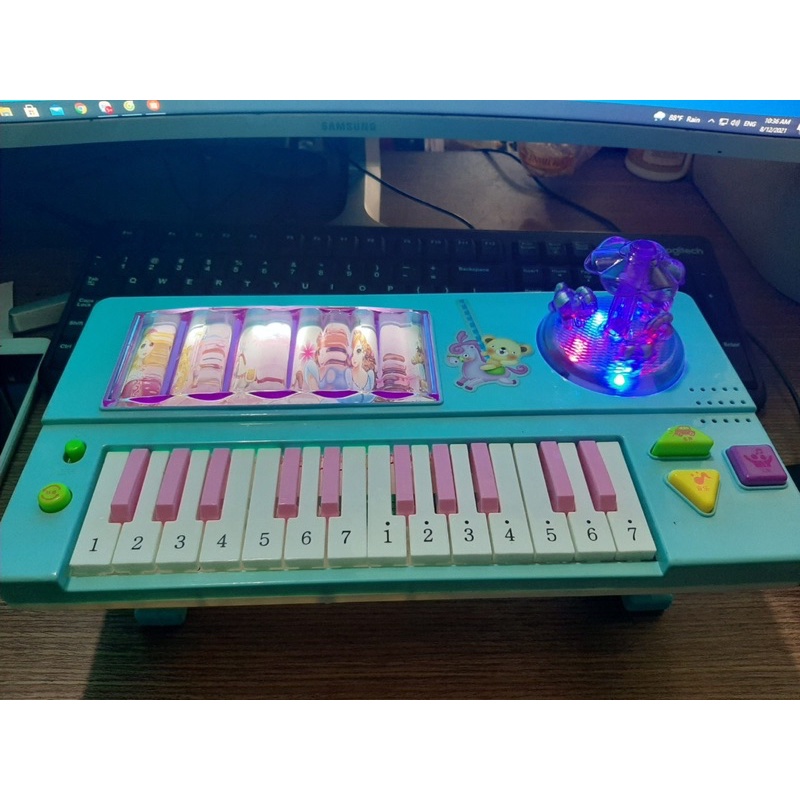 Đàn Piano Cho Bé.