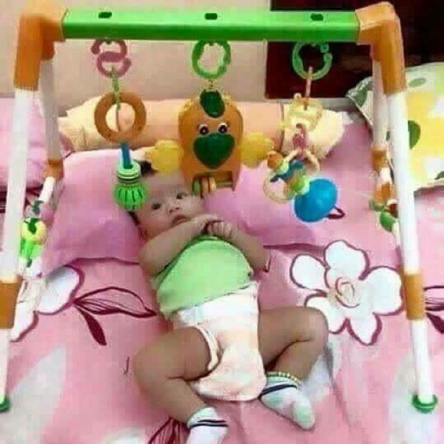 Kệ chữ A có nhạc cho bé