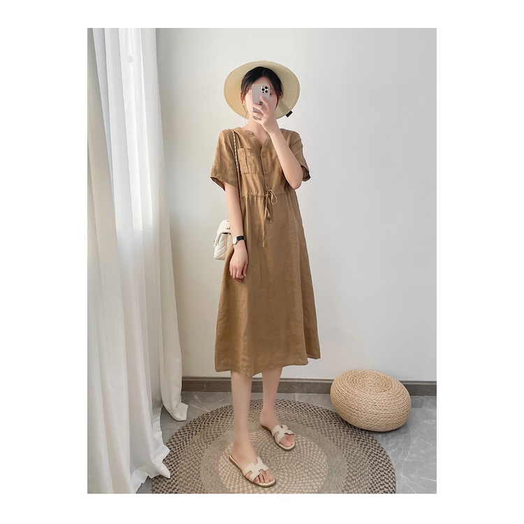 Đầm hè nữ linen suông cổ trụ tay cộc túi bổ trước, chất vải linen mềm mát