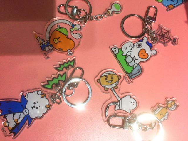 Móc khóa BT21 Halloween  (Acrylic Keychain BT21)