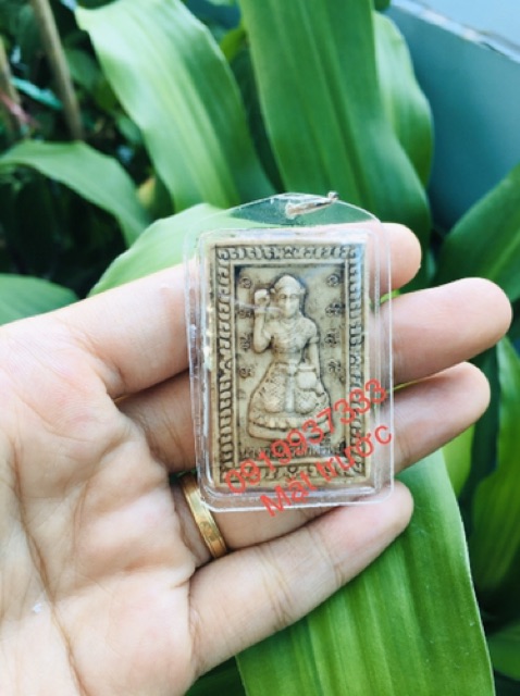 Mặt dây chuyền phật thái