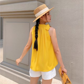 G.MAC FASHION - Áo lụa cổ yếm vàng