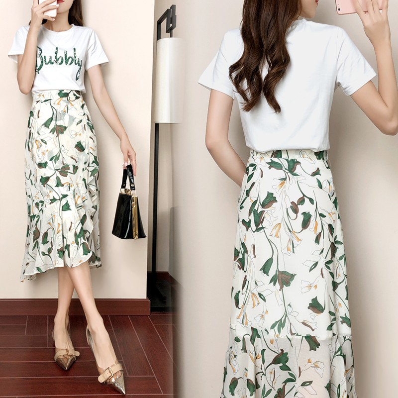 Sét váy thiết kế Quảng Châu gồm chân váy hoa và áo phông Hot 2020