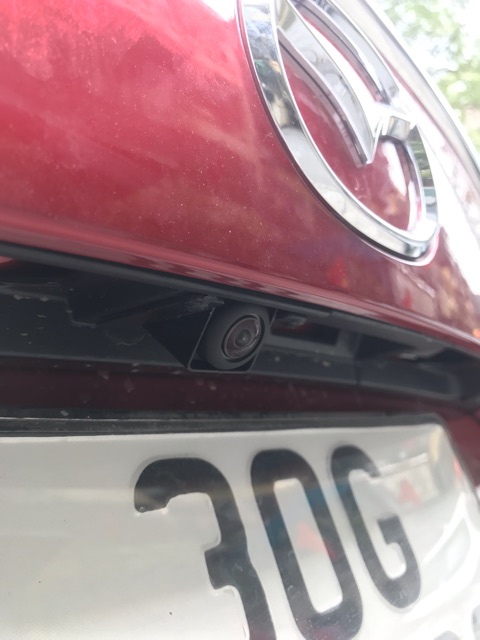 Bảo vệ camera lùi cho CX5 , CX8