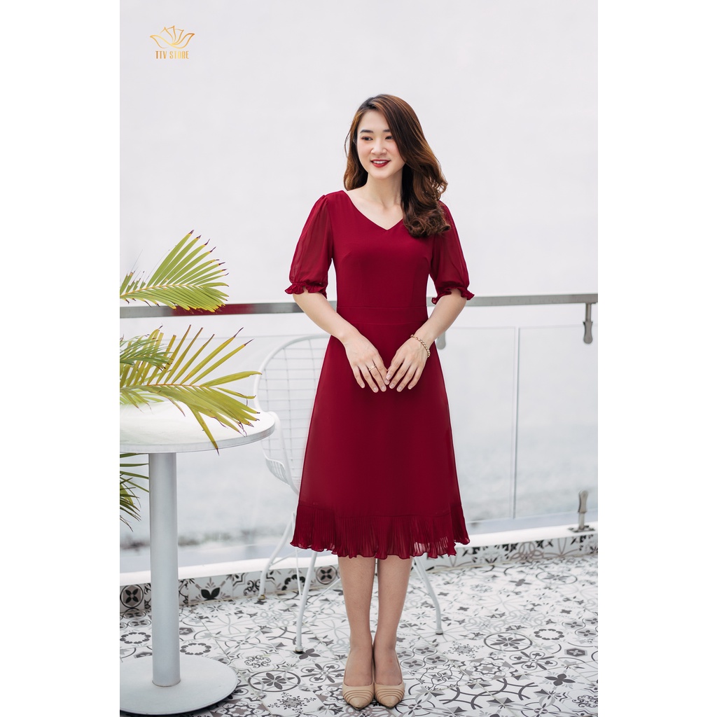 Đầm trung niên chữ a dự tiệc sang trọng cổ tim tay bo màu đỏ đô TTV972