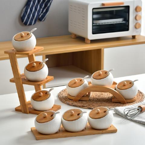 Bộ Lọ Đựng Gia Vị Bằng Gốm Sứ Tiện Dụng Cho Nhà Bếp