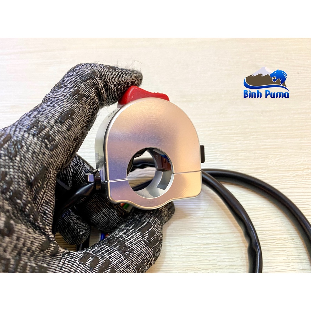 Cùm công tắc phải TAKEGAWA