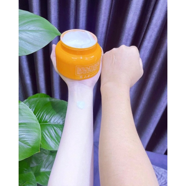 Kem Body Dưỡng Trắng Da Cam Úc Korea giúp nâng tông chống nắng (Chính Hãng) tặng 01 vòng tỳ hưu mạ vàng | BigBuy360 - bigbuy360.vn