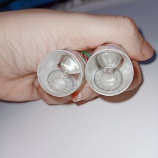 Lens xám. Chọn mẫu inbox