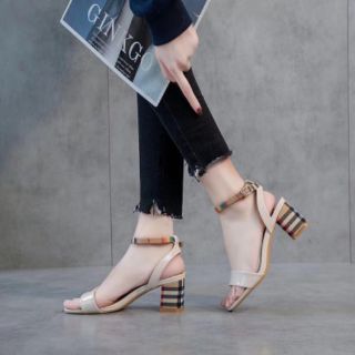 Xăng đan gót trụ 7cm