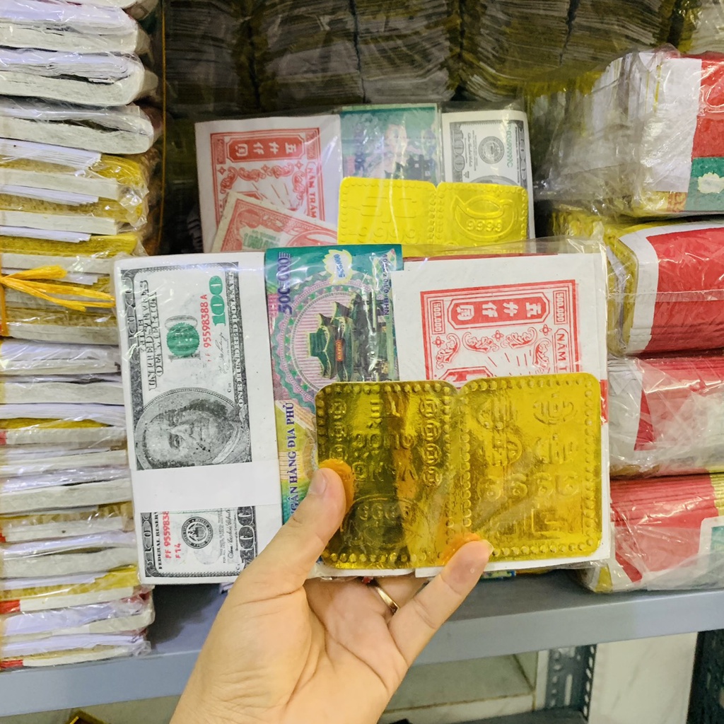 Tiền lễ vuông đầy đủ