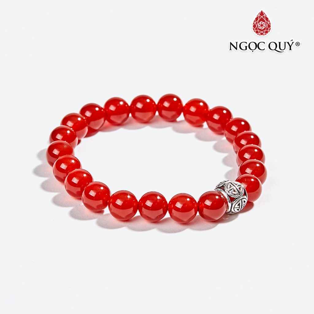 Vòng Tay Mã Não Đỏ Thiên Nhiên Phối Charm Bạc Size Hạt 8mm - Ngọc Quý