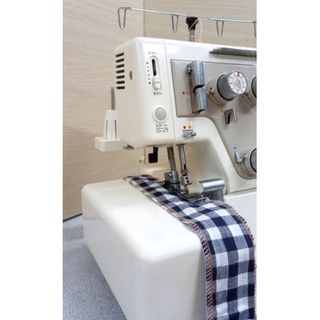 💥💥💥💥💥Máy vắt sổ janome 4 ống chỉ