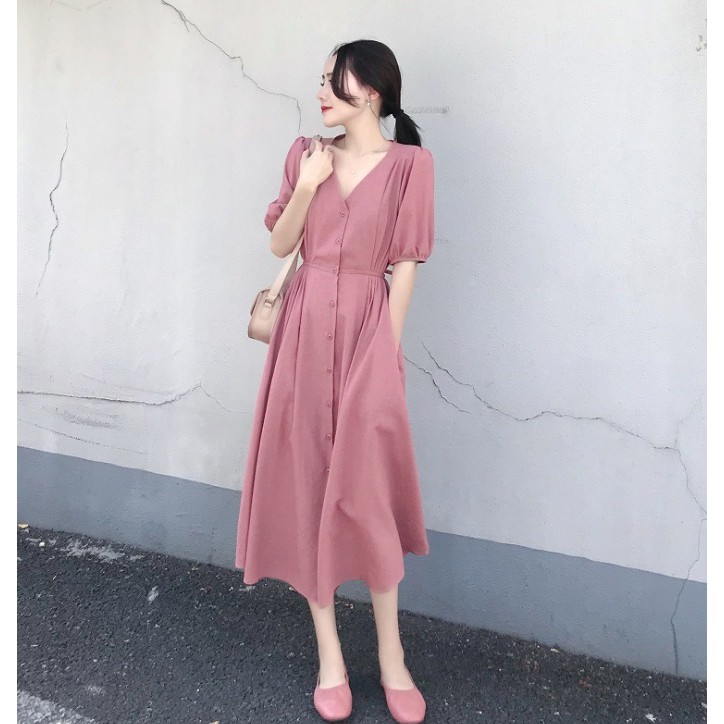 Váy cổ tim thắt eo