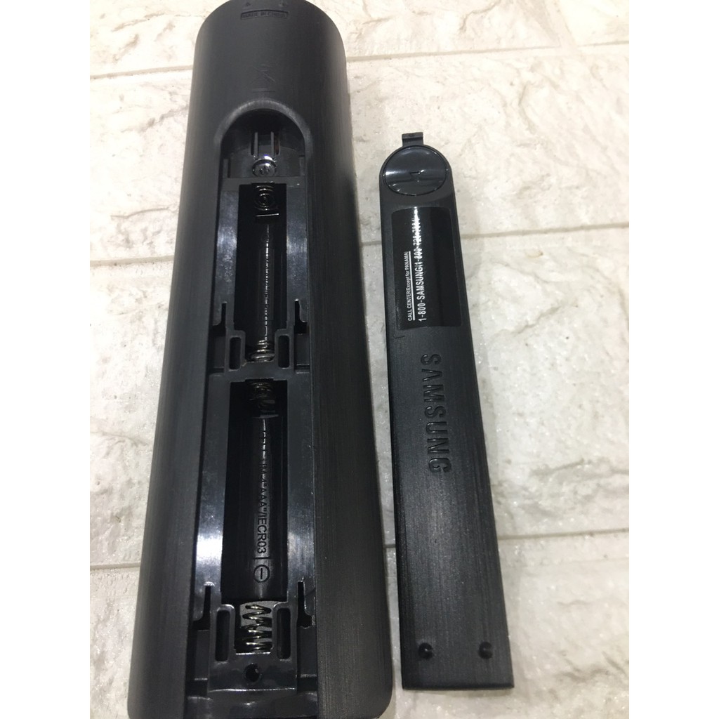 Điều khiển samsung ngắn sịn mã 303 kèm pin