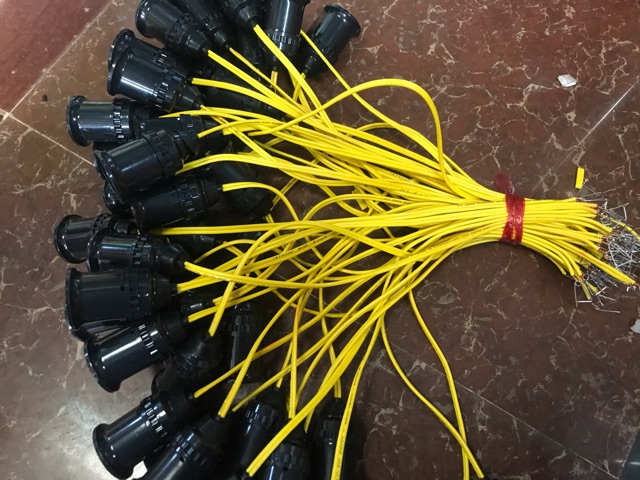 ĐUÔI ĐÈN KÍN NƯỚC LÀM SẴN DÂY GHIM KIM CHONG ĐÈN THANH LONG | BigBuy360 - bigbuy360.vn