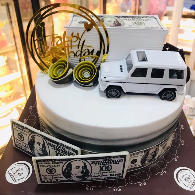 Xe Mecerdes mini trang trí bánh sinh nhật