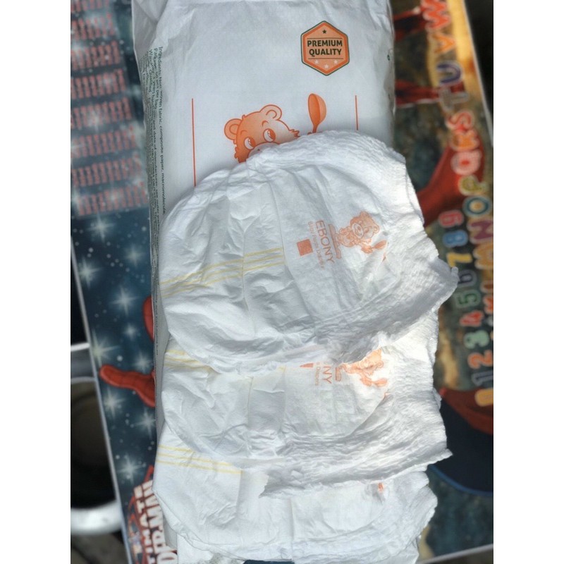 200 cái bỉm quần EBOLY size M L XL XXL XXXL