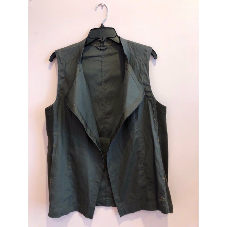 Blazer kaki phối len viền eo