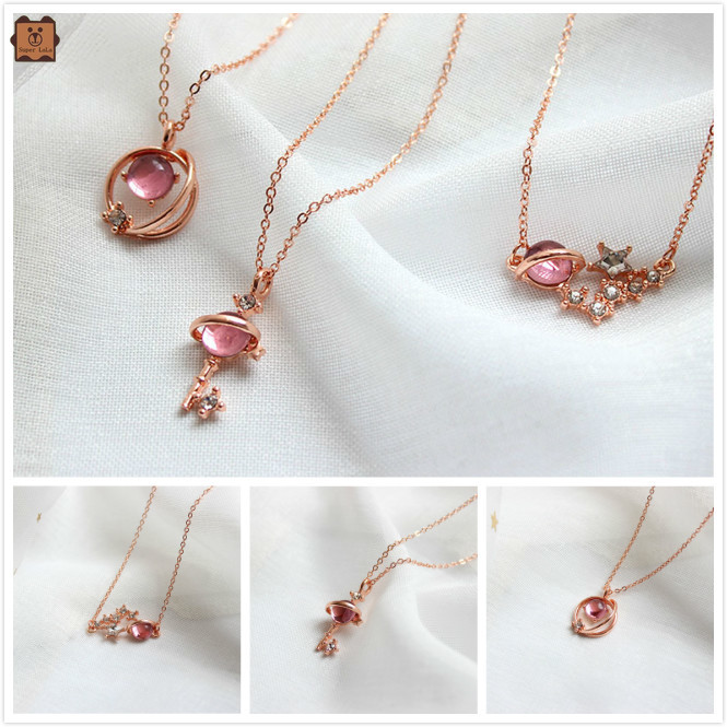 Vòng cổ mặt hình ngôi sao và hành tinh đính đá màu hồng phong cách đơn giản