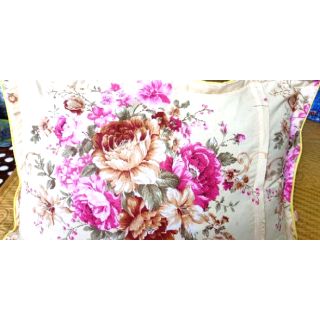 Áo Gối Thêu 50 x 70