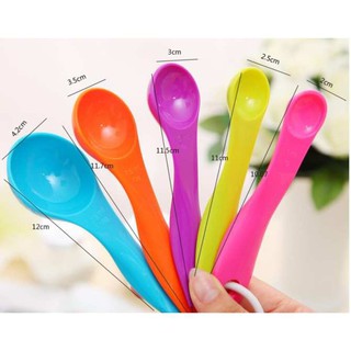 Xâu thìa nhựa 5 màu định lượng