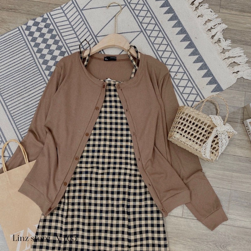 Váy hai dây kẻ nâu dáng dài kiểu dáng vintage Linzstore V165